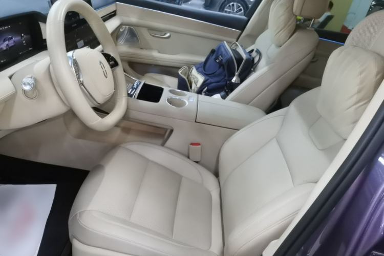 Used Hima AITO M5 2025 Extended-Range Ultra All-Wheel-Drive Version Left Front Seat