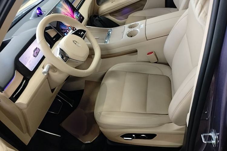 Used Hima AITO M5 2025 Extended-Range Ultra All-Wheel-Drive Version Left Front Seat