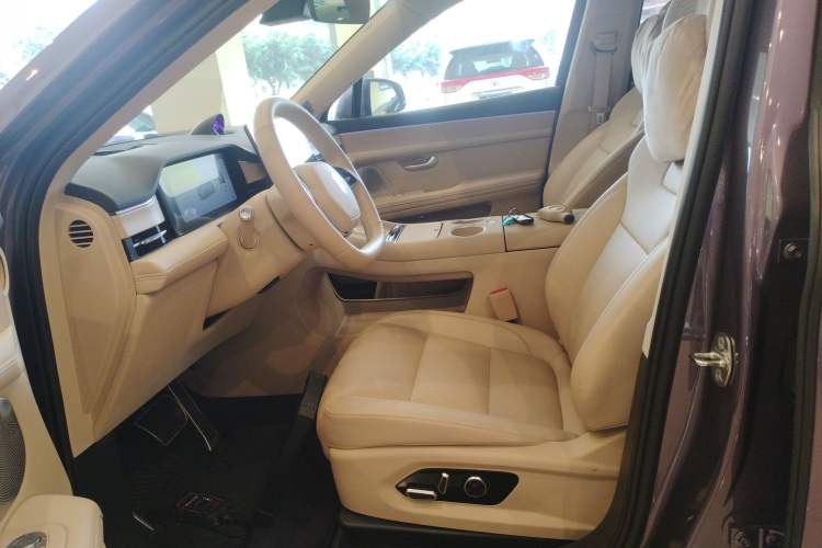 Used Hima AITO M5 2025 Extended-Range Ultra All-Wheel-Drive Version Left Front Seat