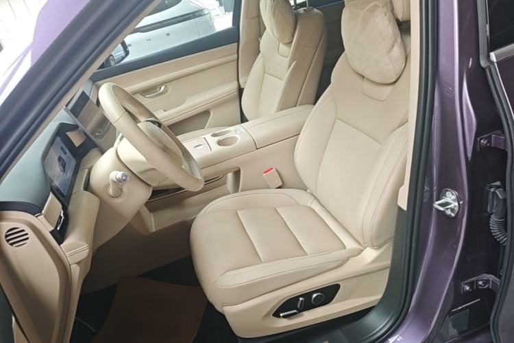 Used Hima AITO M5 2025 Extended-Range Ultra All-Wheel-Drive Version Left Front Seat