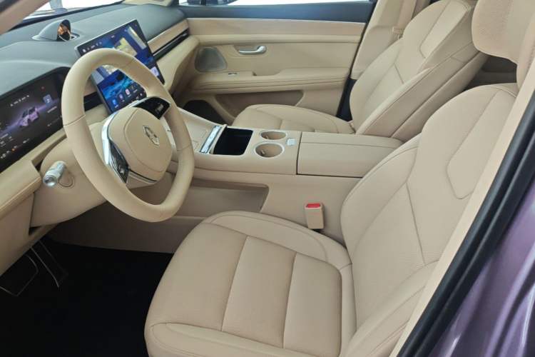 Used Hima AITO M5 2025 Extended-Range Ultra All-Wheel-Drive Version Left Front Seat