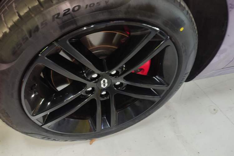 Used Hima AITO M5 2025 Extended-Range Ultra All-Wheel-Drive Version Left Front Wheel Hub