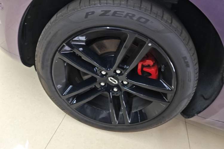 Used Hima AITO M5 2025 Extended-Range Ultra All-Wheel-Drive Version Left Front Wheel Hub