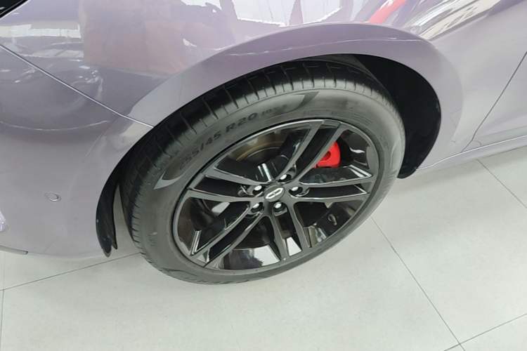 Used Hima AITO M5 2025 Extended-Range Ultra All-Wheel-Drive Version Left Front Wheel Hub