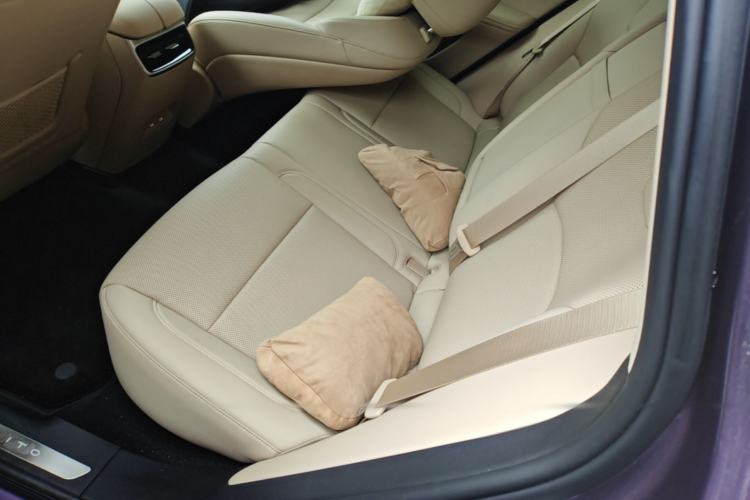 Used Hima AITO M5 2025 Extended-Range Ultra All-Wheel-Drive Version Left Rear Seat
