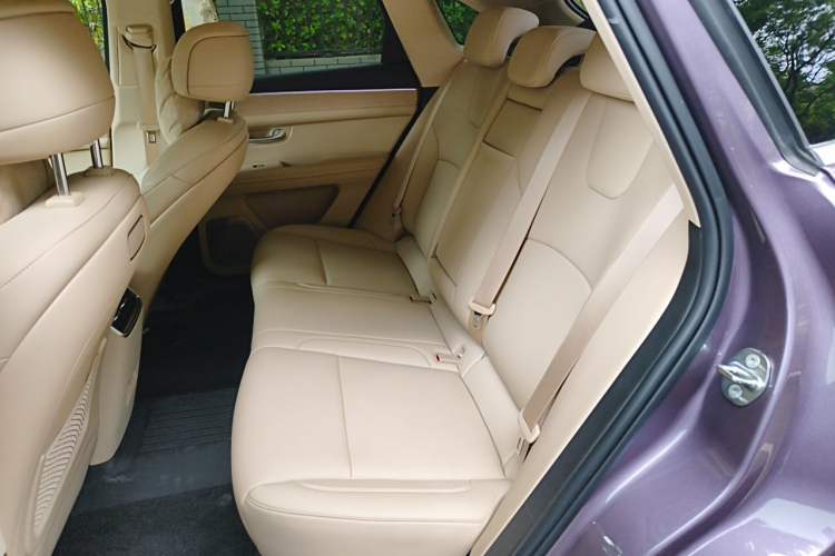 Used Hima AITO M5 2025 Extended-Range Ultra All-Wheel-Drive Version Left Rear Seat