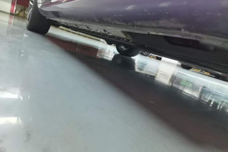Used Hima AITO M5 2025 Extended-Range Ultra All-Wheel-Drive Version Left Side Sill
