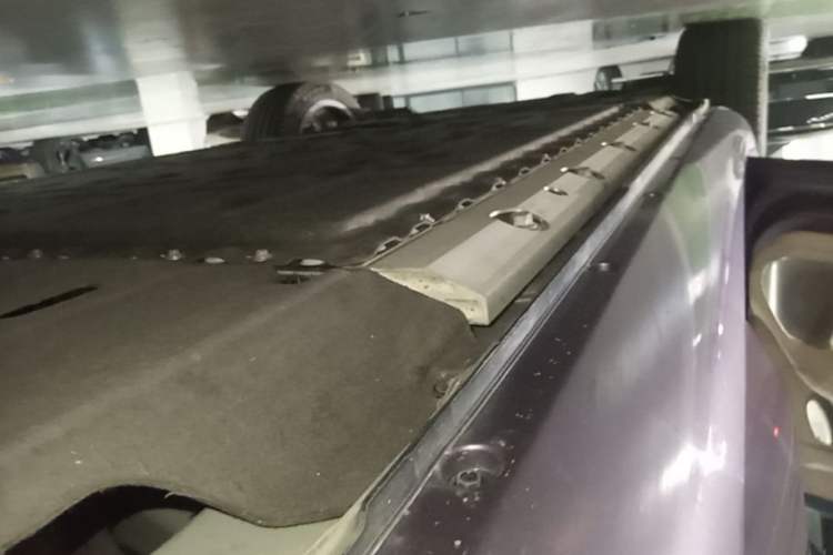 Used Hima AITO M5 2025 Extended-Range Ultra All-Wheel-Drive Version Left Side Sill