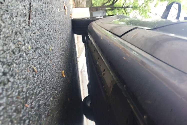 Used Hima AITO M5 2025 Extended-Range Ultra All-Wheel-Drive Version Left Side Sill