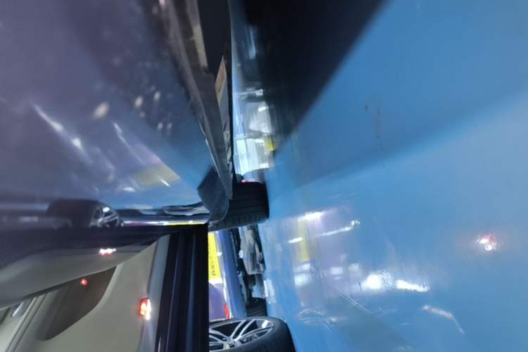 Used Hima AITO M5 2025 Extended-Range Ultra All-Wheel-Drive Version Left Side Sill