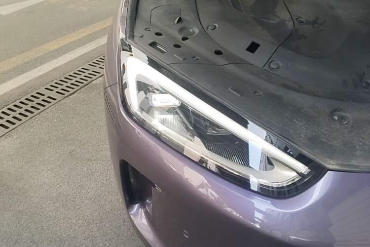 Used Hima AITO M5 2025 Extended-Range Ultra All-Wheel-Drive Version Right Front Headlight