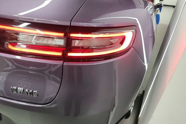 Used Hima AITO M5 2025 Extended-Range Ultra All-Wheel-Drive Version Right Rear Taillight