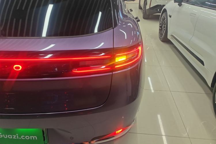 Used Hima AITO M5 2025 Extended-Range Ultra All-Wheel-Drive Version Right Rear Taillight