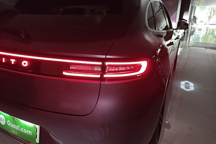 Used Hima AITO M5 2025 Extended-Range Ultra All-Wheel-Drive Version Right Rear Taillight