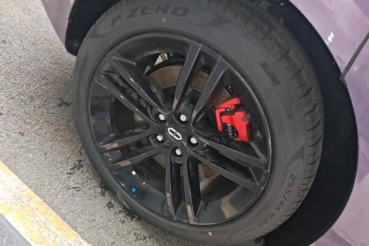 Used Hima AITO M5 2025 Extended-Range Ultra All-Wheel-Drive Version Right Rear Wheel Hub