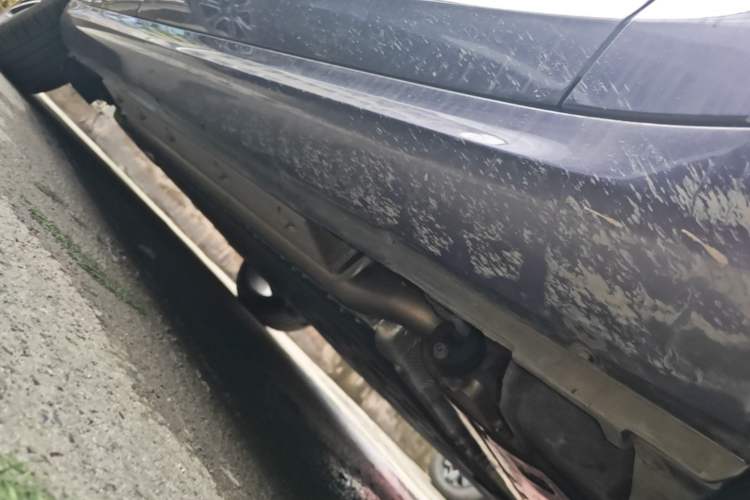 Used Hima AITO M5 2025 Extended-Range Ultra All-Wheel-Drive Version Right Side Sill
