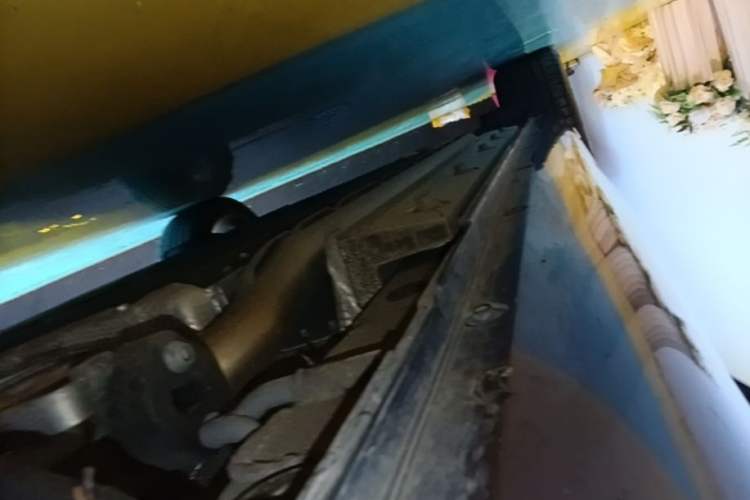 Used Hima AITO M5 2025 Extended-Range Ultra All-Wheel-Drive Version Right Side Sill