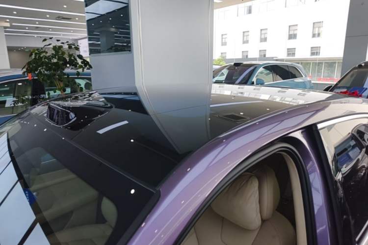 Used Hima AITO M5 2025 Extended-Range Ultra All-Wheel-Drive Version Roof