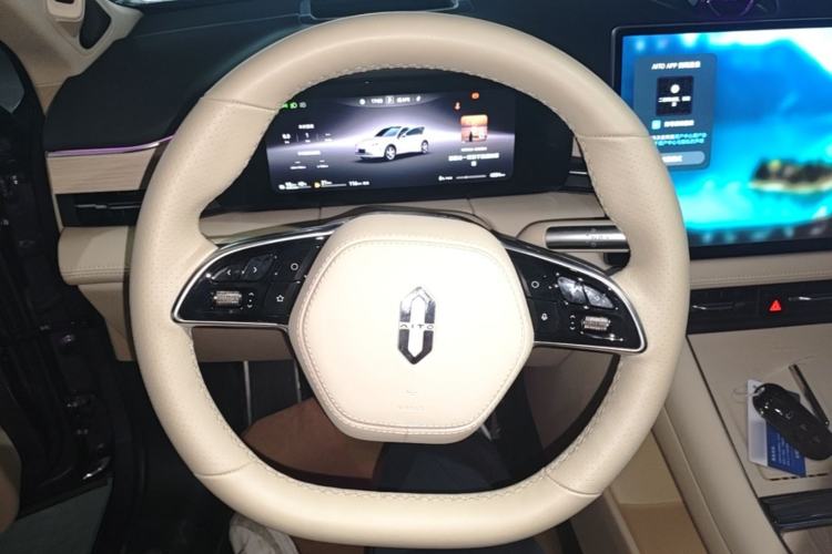 Used Hima AITO M5 2025 Extended-Range Ultra All-Wheel-Drive Version Steering Wheel