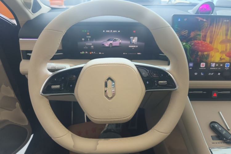 Used Hima AITO M5 2025 Extended-Range Ultra All-Wheel-Drive Version Steering Wheel