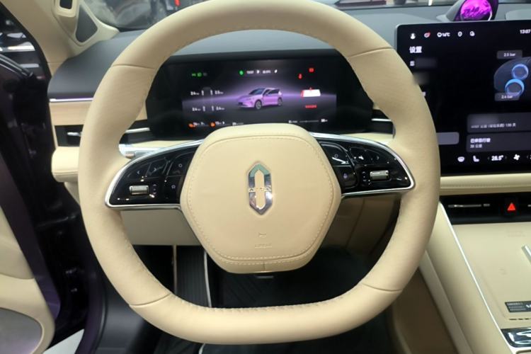 Used Hima AITO M5 2025 Extended-Range Ultra All-Wheel-Drive Version Steering Wheel