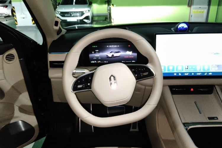 Used Hima AITO M5 2025 Extended-Range Ultra All-Wheel-Drive Version Steering Wheel