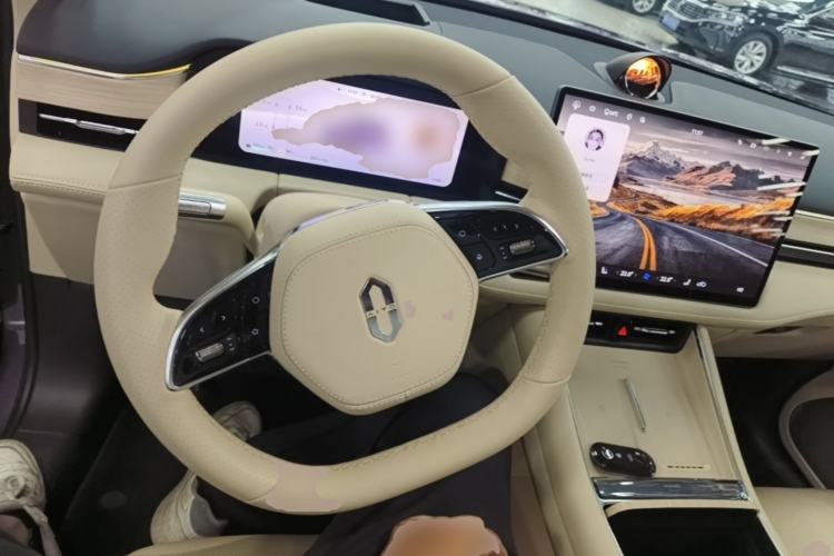 Used Hima AITO M5 2025 Extended-Range Ultra All-Wheel-Drive Version Steering Wheel