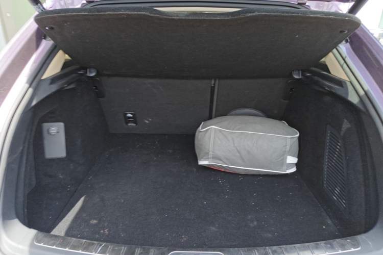 Used Hima AITO M5 2025 Extended-Range Ultra All-Wheel-Drive Version Trunk