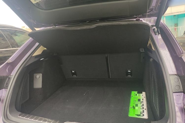 Used Hima AITO M5 2025 Extended-Range Ultra All-Wheel-Drive Version Trunk
