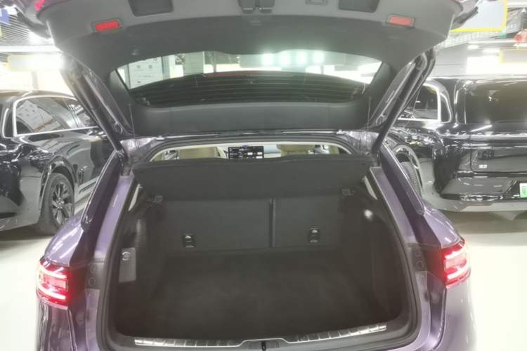 Used Hima AITO M5 2025 Extended-Range Ultra All-Wheel-Drive Version Trunk