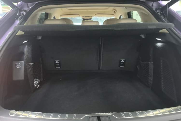 Used Hima AITO M5 2025 Extended-Range Ultra All-Wheel-Drive Version Trunk
