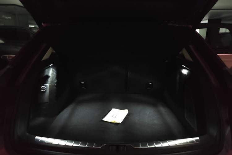 Used Hima AITO M5 2025 Extended-Range Ultra All-Wheel-Drive Version Trunk