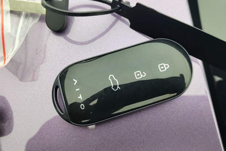 Used Hima AITO M5 2025 Extended-Range Ultra All-Wheel-Drive Version Vehicle Key