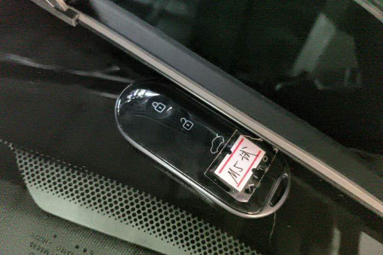 Used Hima AITO M5 2025 Extended-Range Ultra All-Wheel-Drive Version Vehicle Key
