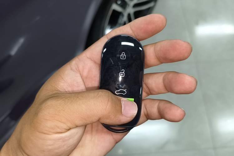 Used Hima AITO M5 2025 Extended-Range Ultra All-Wheel-Drive Version Vehicle Key