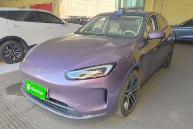 Ojetý Hima AITO M5 2025 Extended-Range Ultra All-Wheel-Drive Version