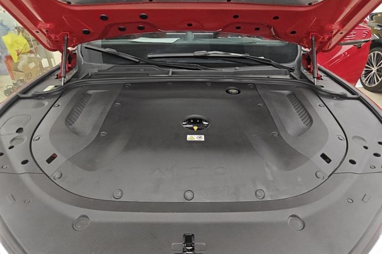 Used Hima AITO M5 2025 Extended-Range Ultra All-Wheel-Drive Version Engine Bay
