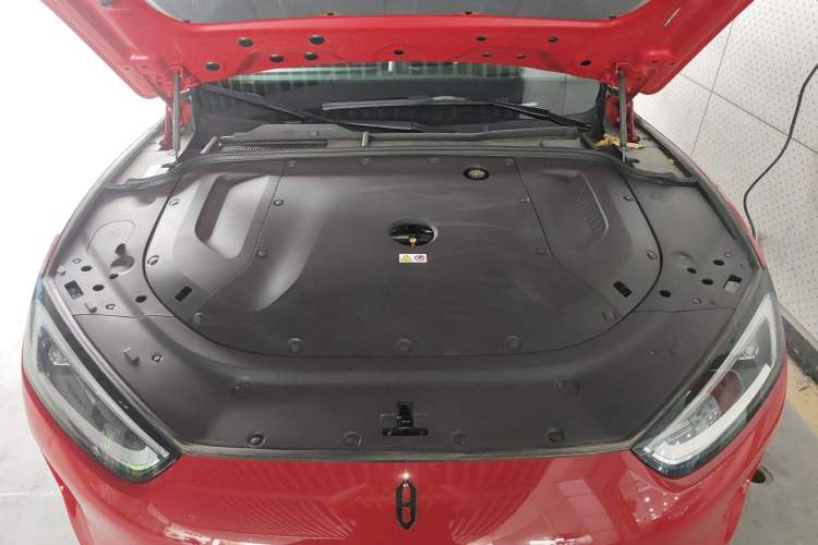 Used Hima AITO M5 2025 Extended-Range Ultra All-Wheel-Drive Version Engine Bay