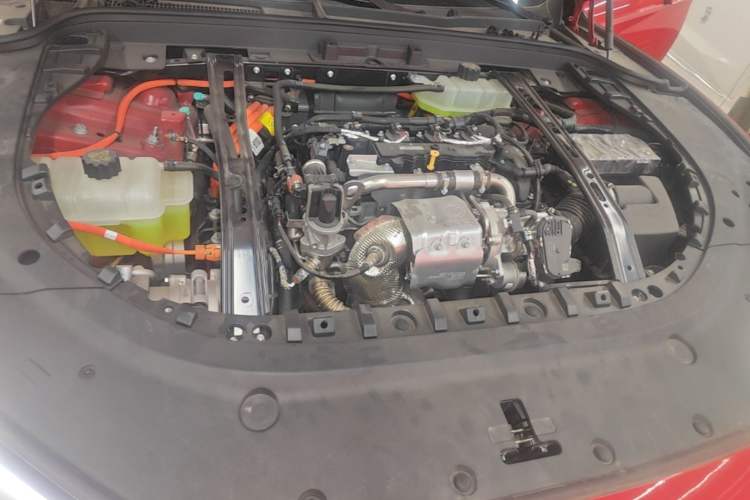 Used Hima AITO M5 2025 Extended-Range Ultra All-Wheel-Drive Version Engine Bay