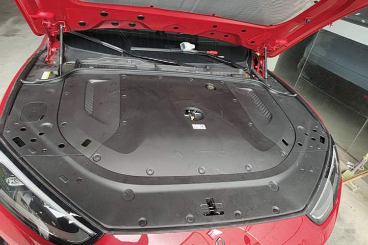 Used Hima AITO M5 2025 Extended-Range Ultra All-Wheel-Drive Version Engine Bay
