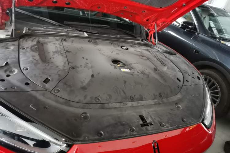 Used Hima AITO M5 2025 Extended-Range Ultra All-Wheel-Drive Version Engine Bay
