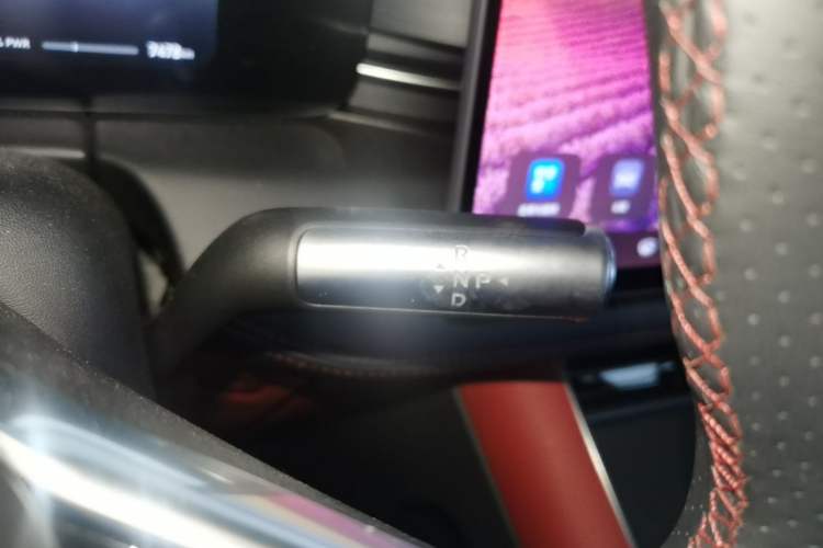 Used Hima AITO M5 2025 Extended-Range Ultra All-Wheel-Drive Version Gear Lever