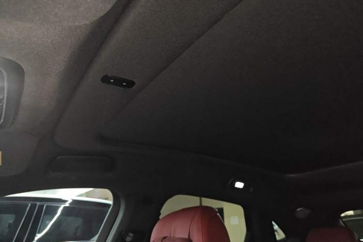Used Hima AITO M5 2025 Extended-Range Ultra All-Wheel-Drive Version Headliner