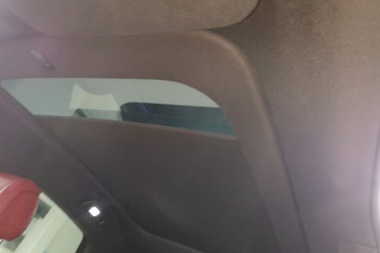 Used Hima AITO M5 2025 Extended-Range Ultra All-Wheel-Drive Version Headliner