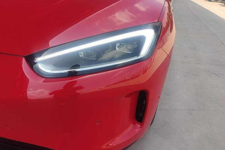 Used Hima AITO M5 2025 Extended-Range Ultra All-Wheel-Drive Version Left Front Headlight