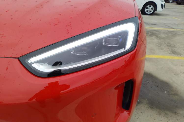 Used Hima AITO M5 2025 Extended-Range Ultra All-Wheel-Drive Version Left Front Headlight