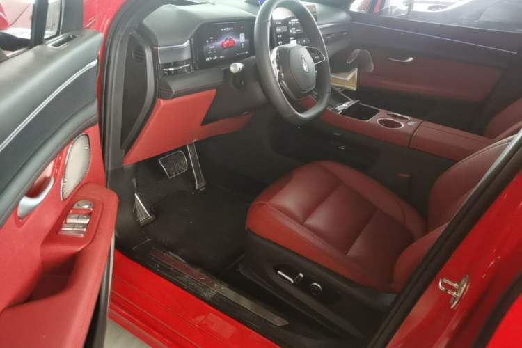 Used Hima AITO M5 2025 Extended-Range Ultra All-Wheel-Drive Version Left Front Seat