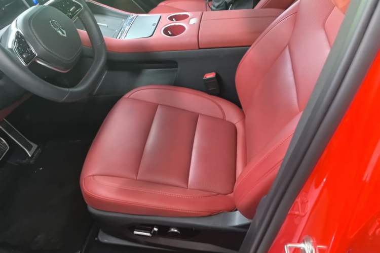 Used Hima AITO M5 2025 Extended-Range Ultra All-Wheel-Drive Version Left Front Seat