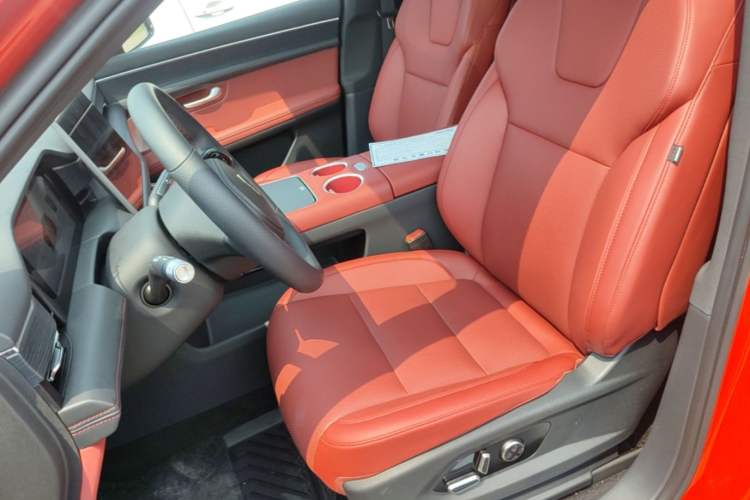 Used Hima AITO M5 2025 Extended-Range Ultra All-Wheel-Drive Version Left Front Seat