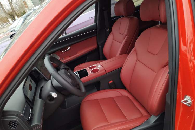 Used Hima AITO M5 2025 Extended-Range Ultra All-Wheel-Drive Version Left Front Seat